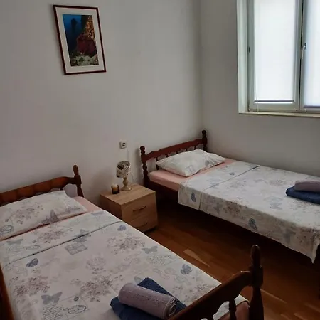 Lina Apartment