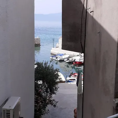 Lina Apartament *